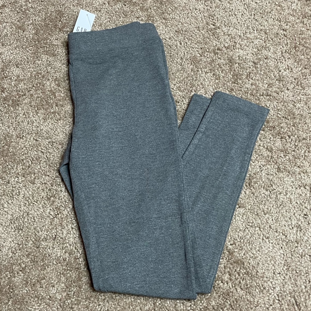 GAP LEGGINGS IN STRETCH JERSEY. LIGHT HEATHER GRAY. XS PETITE. NEW, NEVER WORN.